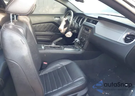 2011 Ford Mustang Gt Premium z USA, uszkodzony, nr VIN 1ZVBP8CF2B5146566